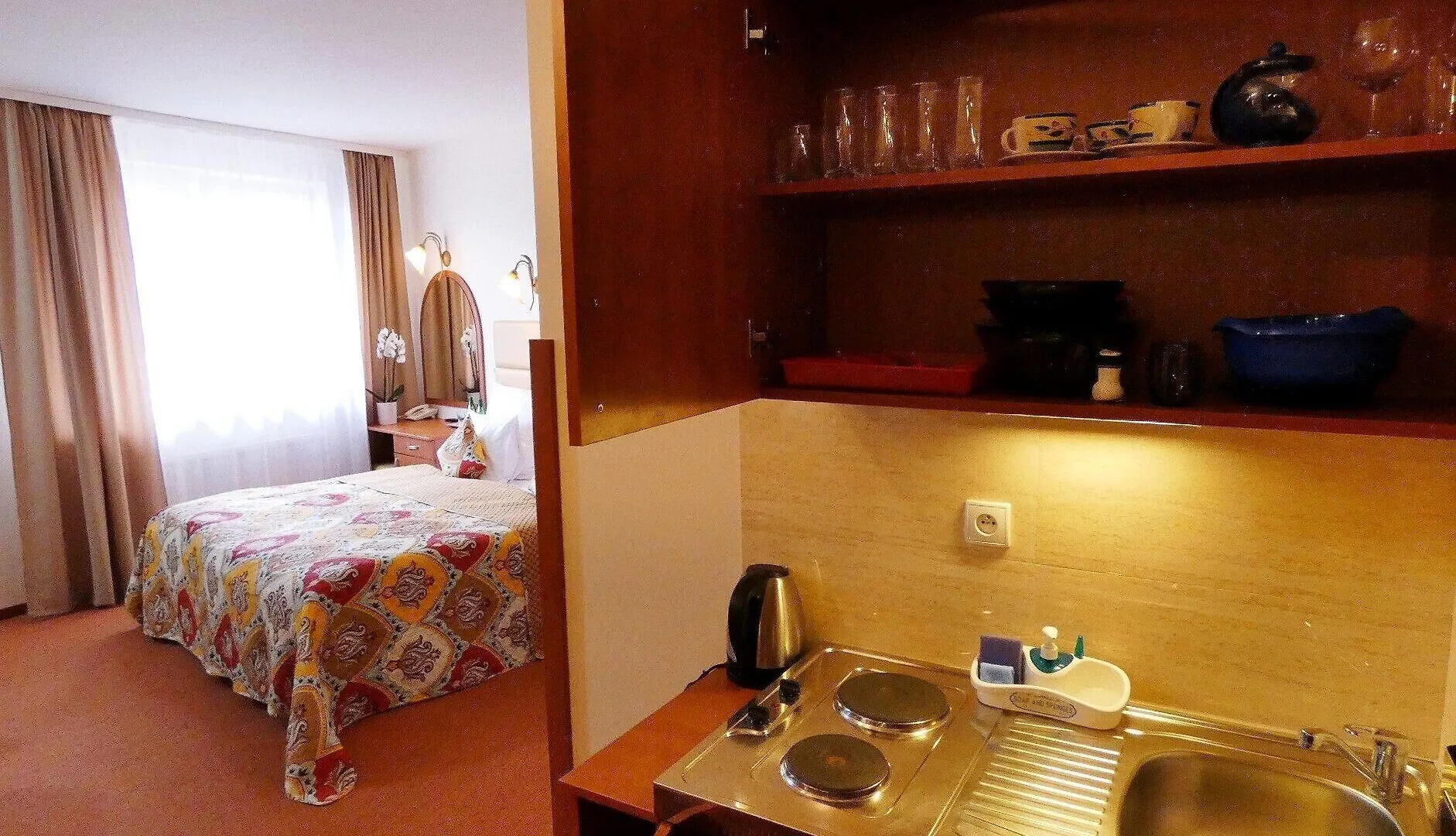 Aparthotel Adler Cracovia 3*,