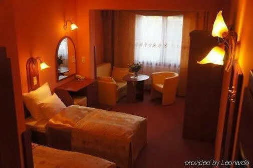 קרקוב Aparthotel Adler